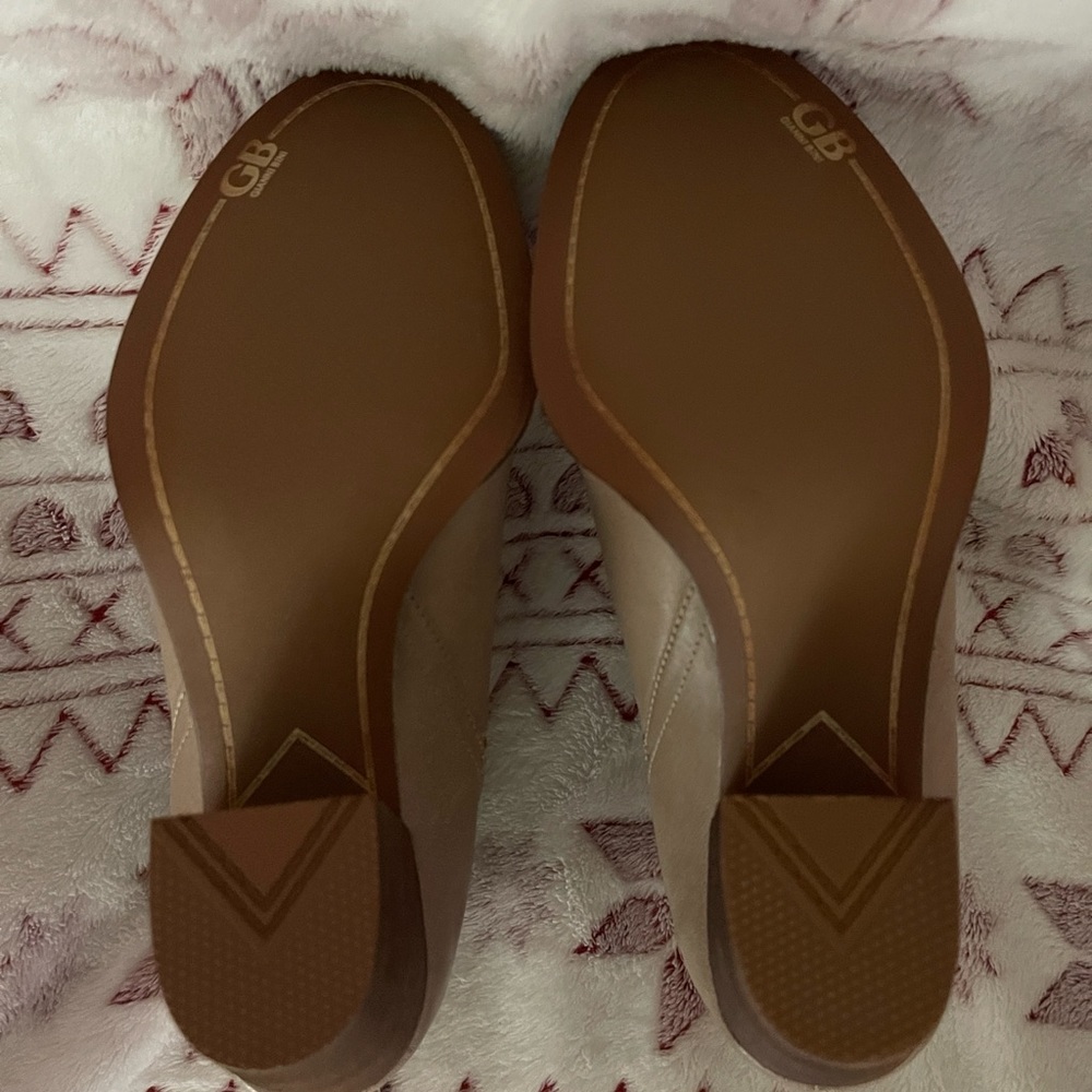 Women’s New Gianni Bini Zip Up Bootie Size 91/2M New!  Never Worn! - Picture 4 of 5